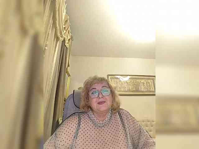 Изображение секс-шоу модели KarinkaSweet Изображение секс-шоу модели KarinkaSweet