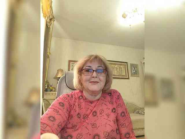 KarinkaSweet's sex show image