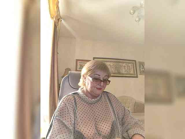 KarinkaSweet's sex show image