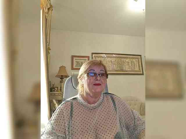 KarinkaSweet's sex show image