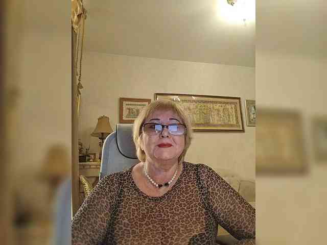 KarinkaSweet's sex show image