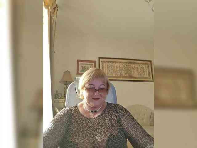 KarinkaSweet's sex show image