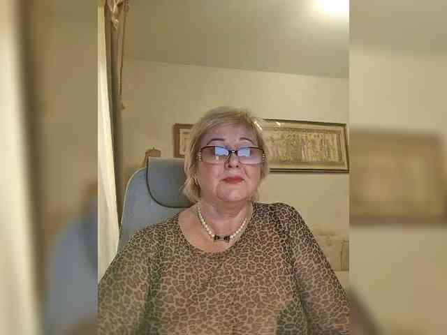 KarinkaSweet's sex show image