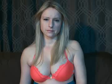 Изображение секс-шоу модели lovingsummer Изображение секс-шоу модели lovingsummer