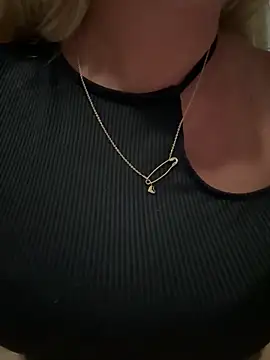 Изображение секс-шоу модели Marina-