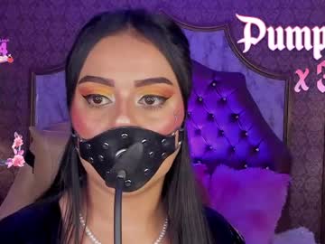 Изображение секс-шоу модели soffiqueen