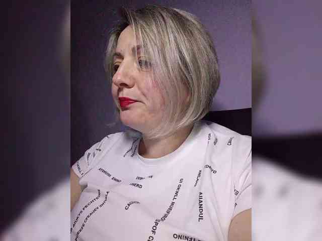 Sexymissex's sex show image