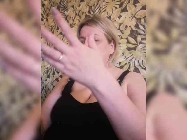 Sexymissex's sex show image