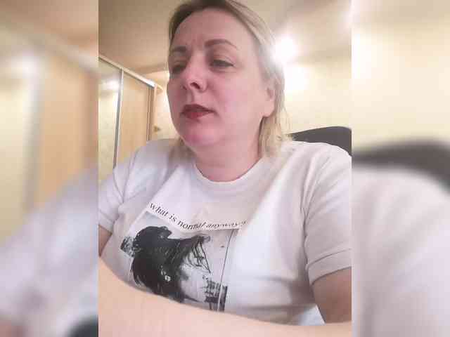 Sexymissex's sex show image