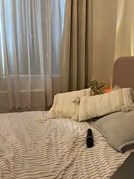 HotLdyllic's sex show image