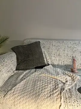 HotLdyllic's sex show image