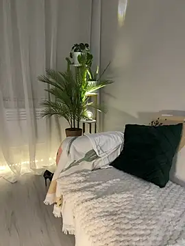 HotLdyllic's sex show image