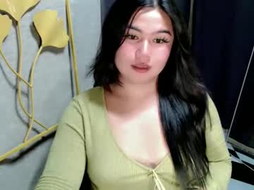 Изображение секс-шоу модели heluv_tiara
