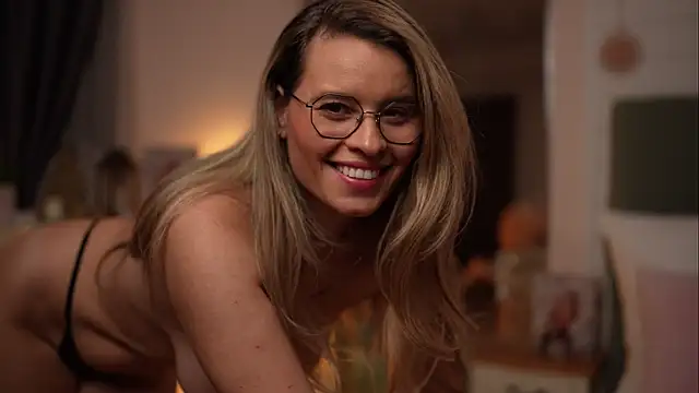 Изображение секс-шоу модели BrandyWhite