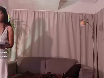 Изображение секс-шоу модели yuliethpetite