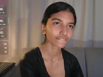 Изображение секс-шоу модели yuliethpetite