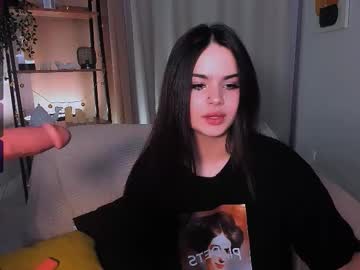 witchwitchblade's sex show image