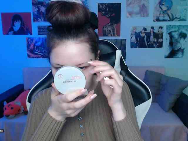 Hugo-Min's sex show image