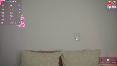 SquirtTeen's sex show image