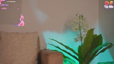 Изображение секс-шоу модели SquirtTeen