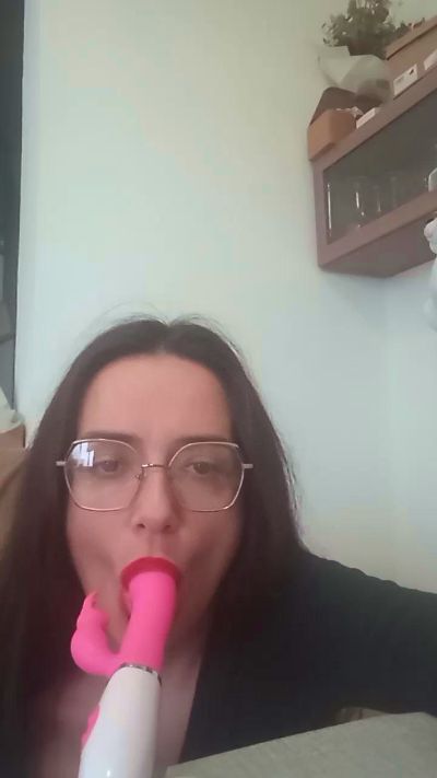 tusmorbosos3's sex show image