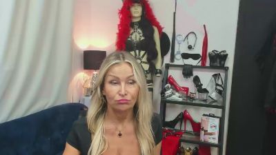 crystal__xxx's sex show image crystal__xxx's sex show image