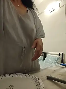 NakedMILFx's sex show image