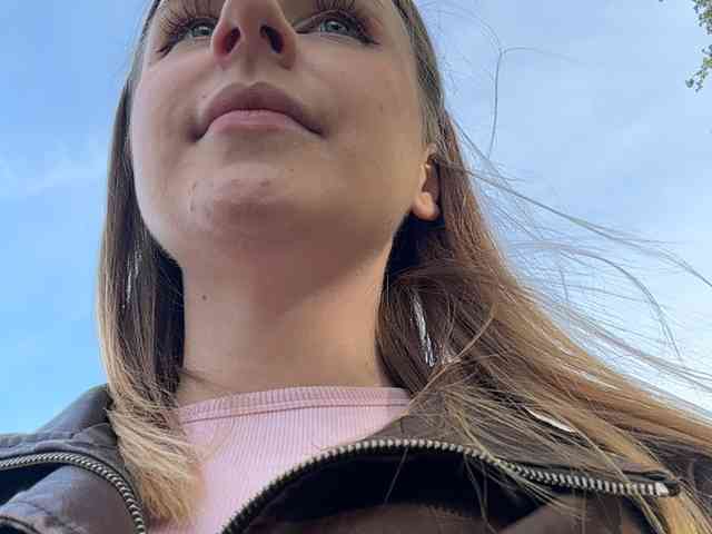 Изображение секс-шоу модели elegantbabe