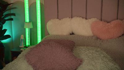 VickySecret69's sex show image