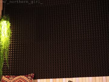 _northern_girl_'s sex show image