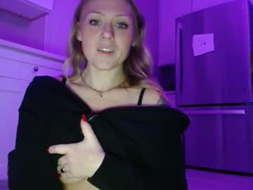 sneakyalicek's sex show image