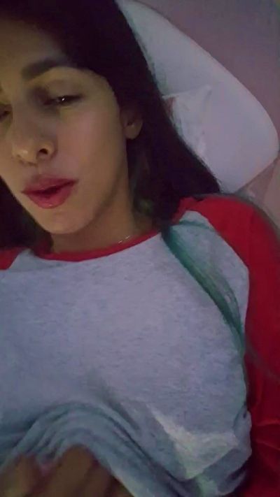 cute_plop's sex show image