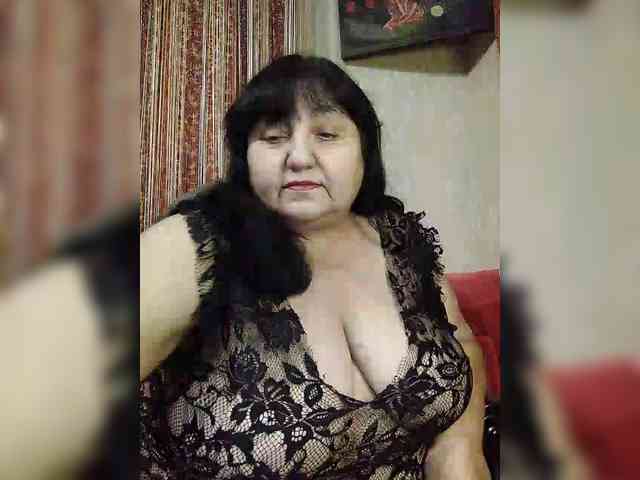 Nezsbudka's sex show image