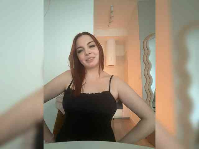 YourDreamWoman's sex show image