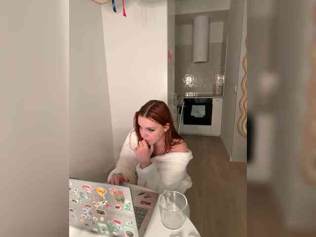YourDreamWoman's sex show image