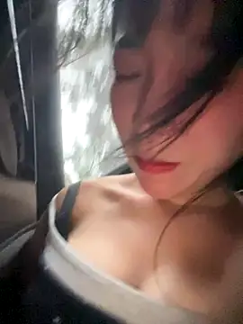 Изображение секс-шоу модели yourkeer