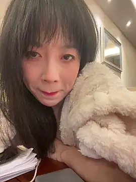 yourkeer's sex show image