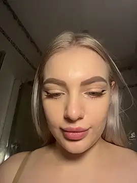 HugeBoobsAlice's sex show image