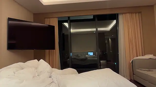 Golden_Aline's sex show image