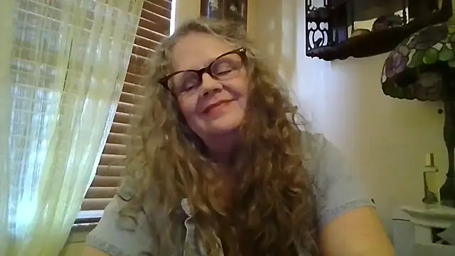 DestineeLoverGirl's sex show image DestineeLoverGirl's sex show image