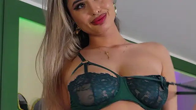 LoraDevine's sex show image