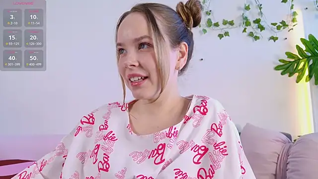 milly_shy's sex show image