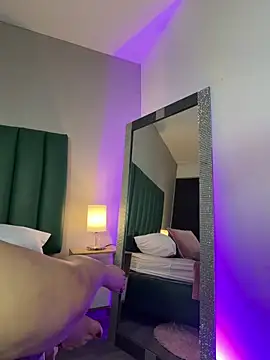 juicy_led_'s sex show image