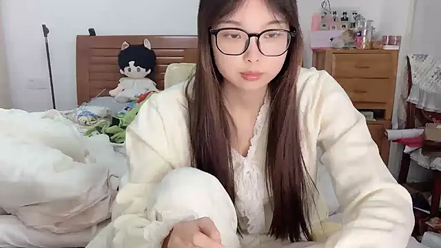 Изображение секс-шоу модели Akong11 Изображение секс-шоу модели Akong11