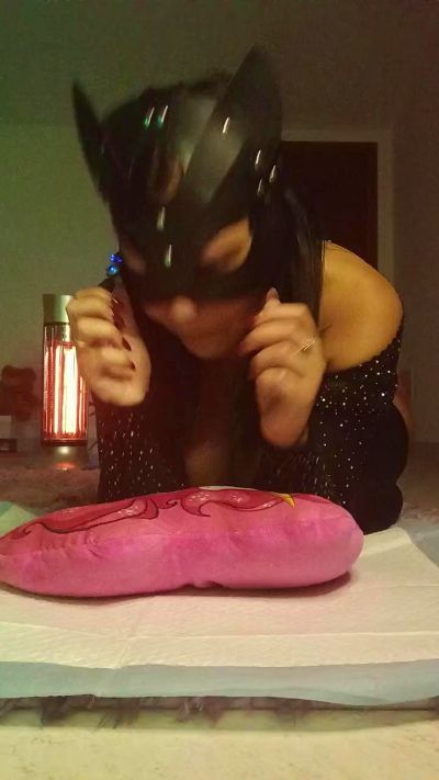 Изображение секс-шоу модели Adelaide986 Изображение секс-шоу модели Adelaide986