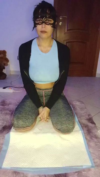 Изображение секс-шоу модели Adelaide986