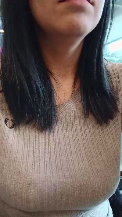 Изображение секс-шоу модели Adelaide986