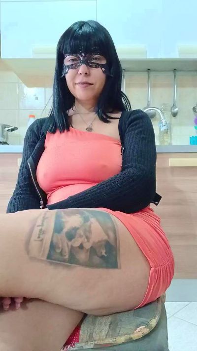 Изображение секс-шоу модели Adelaide986