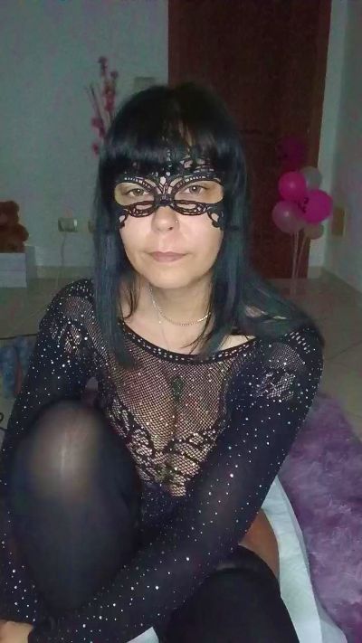 Изображение секс-шоу модели Adelaide986