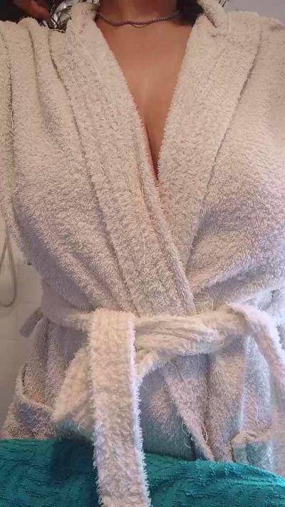 Изображение секс-шоу модели Adelaide986